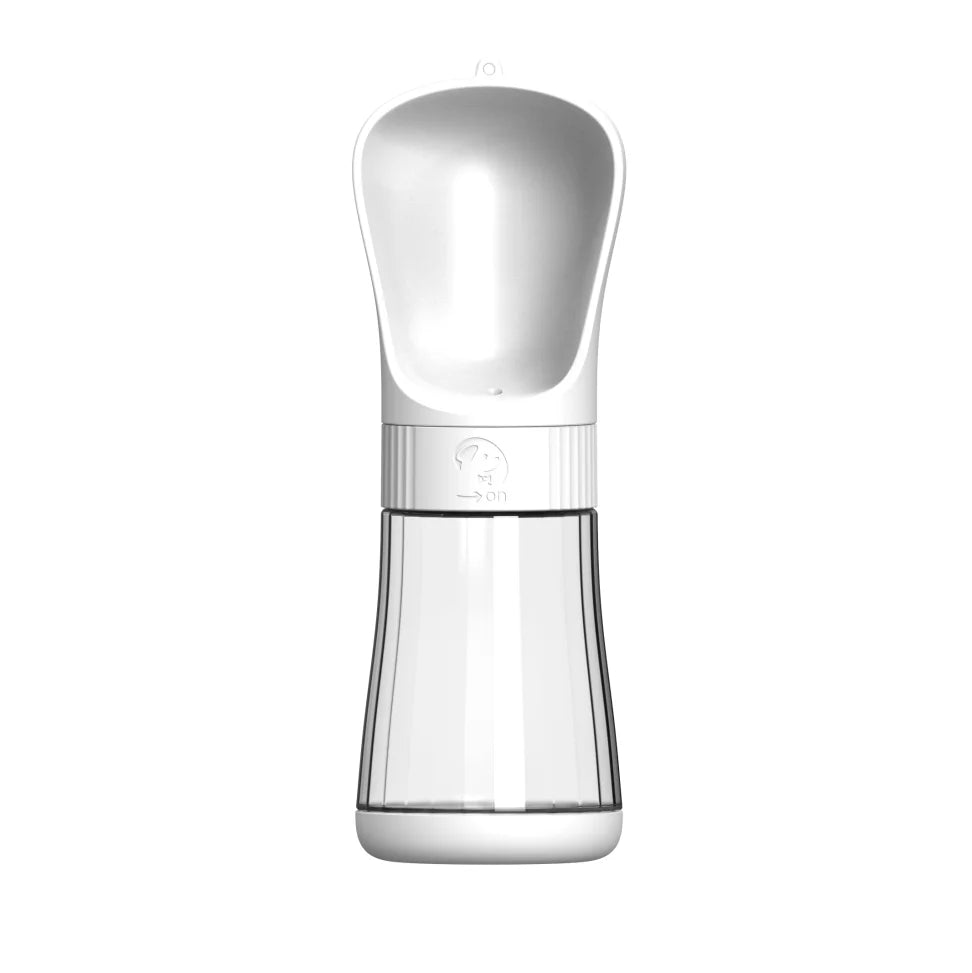 Utazó palack kisállatoknak – friss víz és eledel útközben